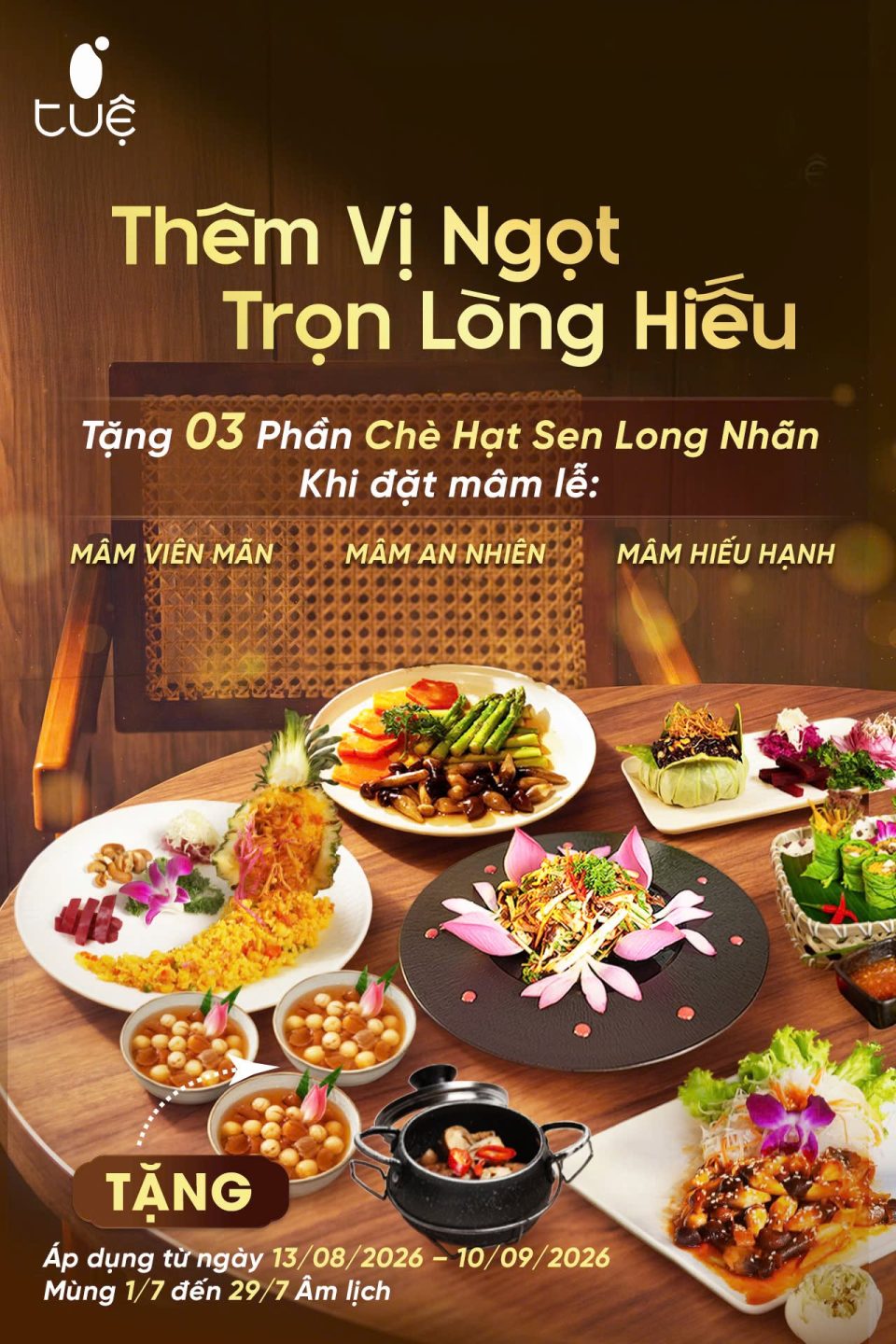 Mâm cúng chay mùa Vu Lan tại Nhà Tuệ tặng chè Hạt Sen Long Nhãn